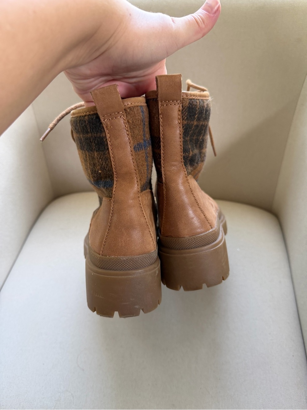 Lucky Brand Edive Leather Winter Brown Combat Lugboot Plaid Lace Up Fall Size 7 - Picture 4 of 8